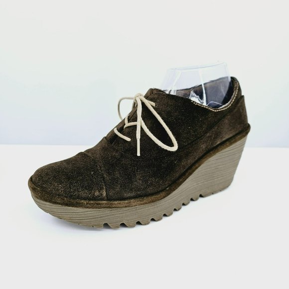 Fly London Yif Oxford Wedged Booties 9.5 Chocolate Brown Suede Leather Lace Up - Picture 1 of 14
